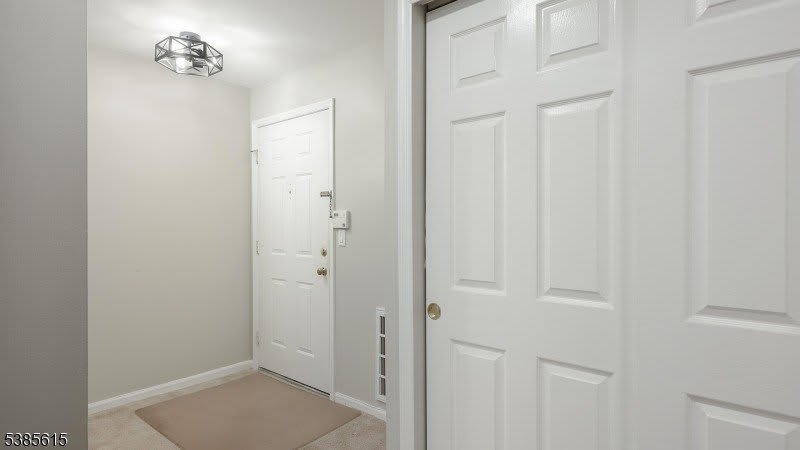 91 Jamestown Rd – photo 2