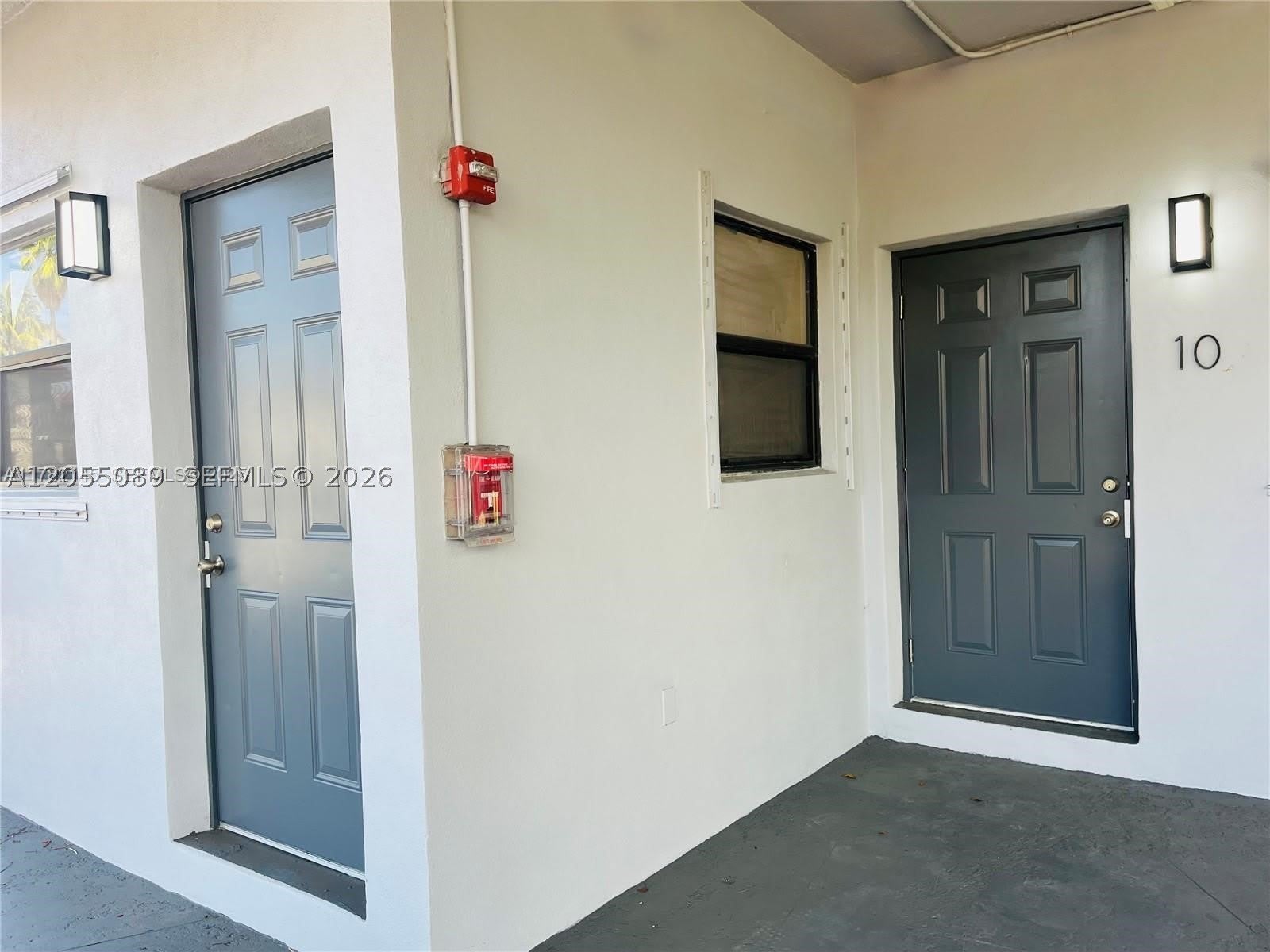 13390 NE 6th Ave – photo 2