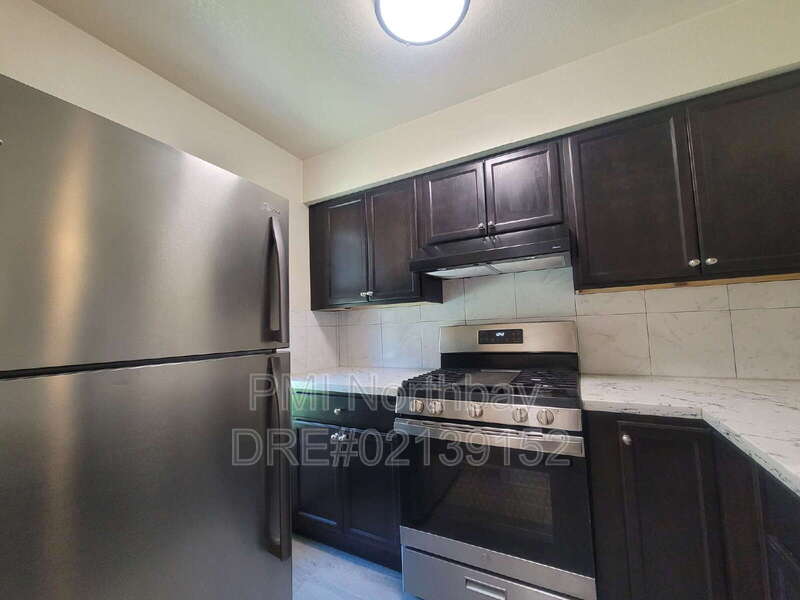 1206 Dana Dr – photo 5