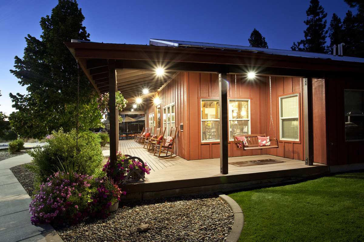 Beautiful 3Br Home With 2 5 Baths In North Spokane – photo 5