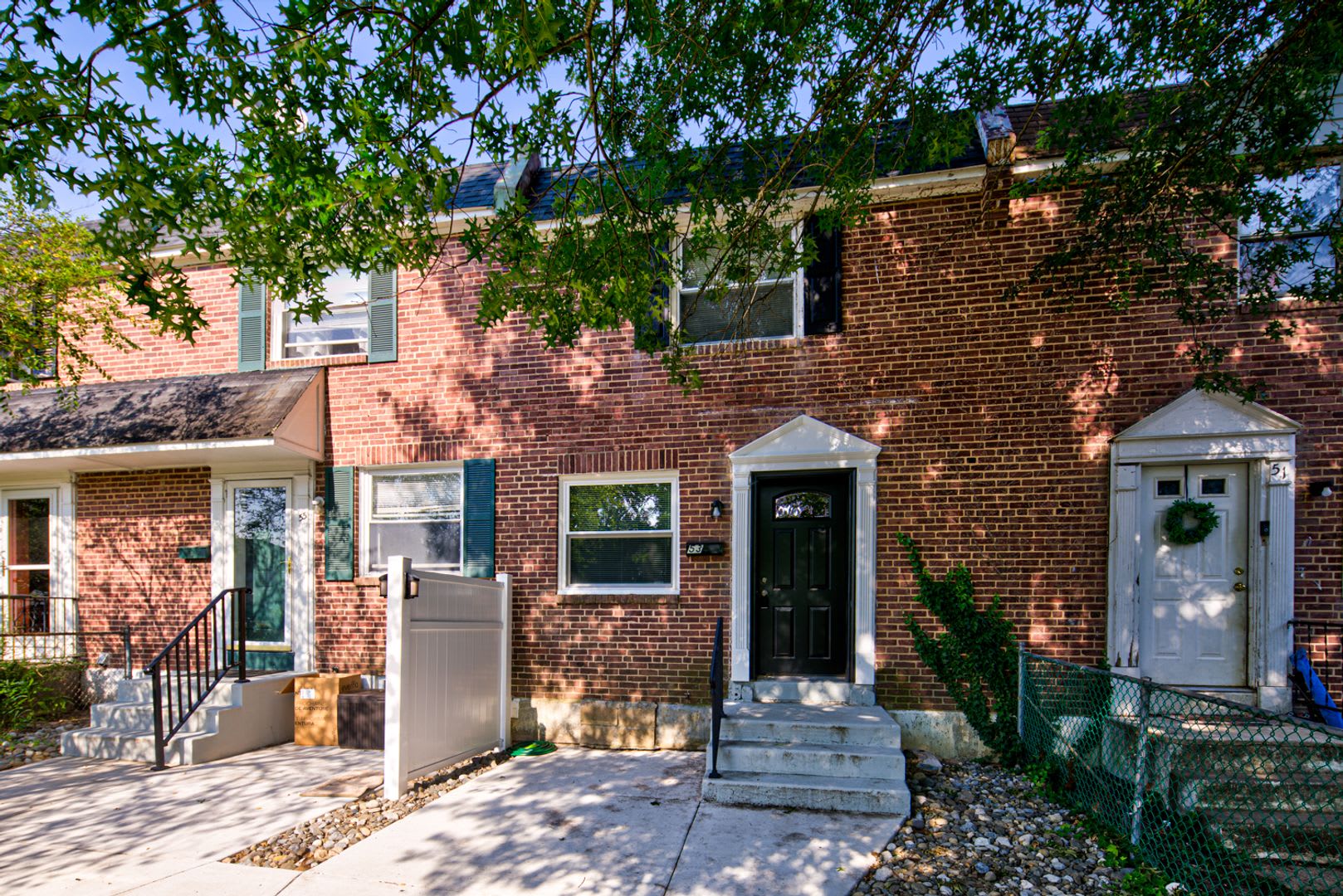 Walking Distance To Ud – photo 1
