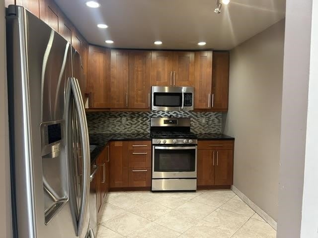 19 ALDER ST – photo 2