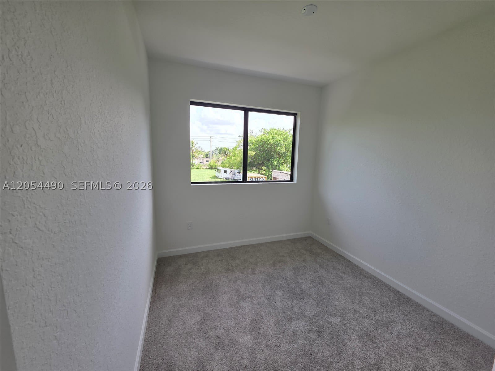 13847 SW 261st St – photo 4