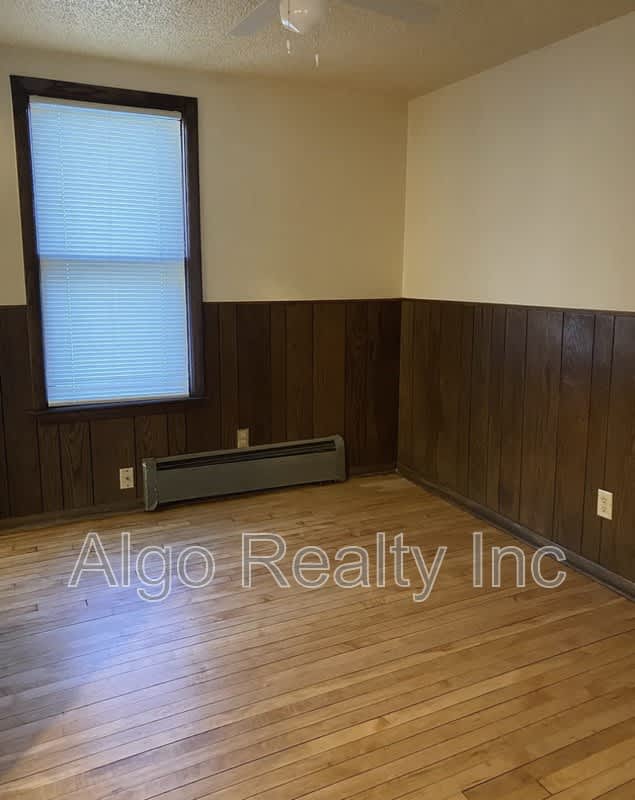 3250 North Logan Avenue – photo 2