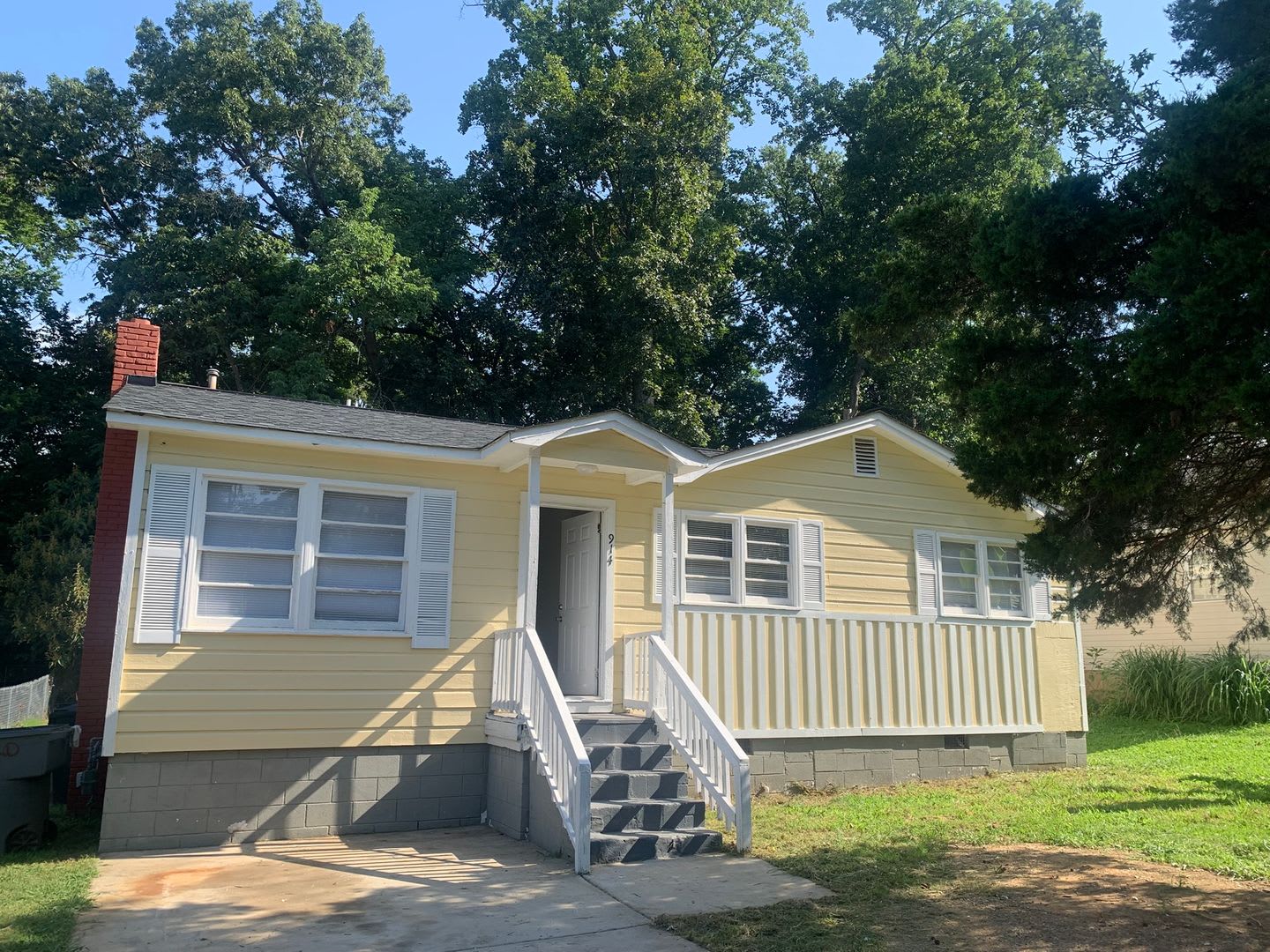 Adorable Three Bedroom Home! – photo 1