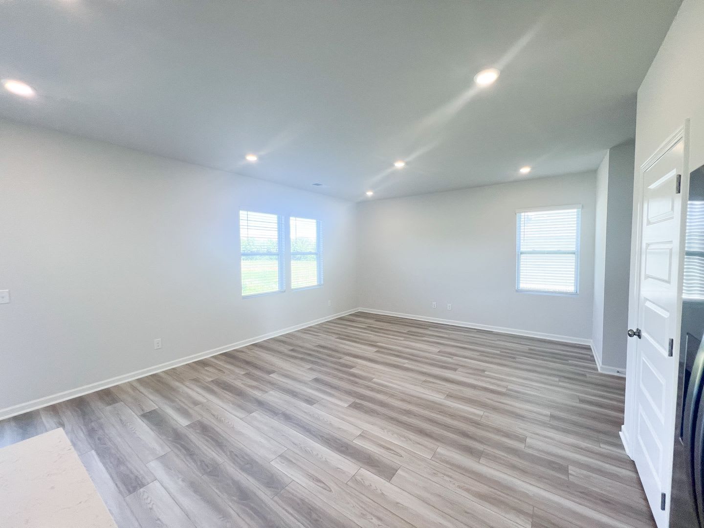 4 Bedroom 2 5 Bathroom Home – photo 4