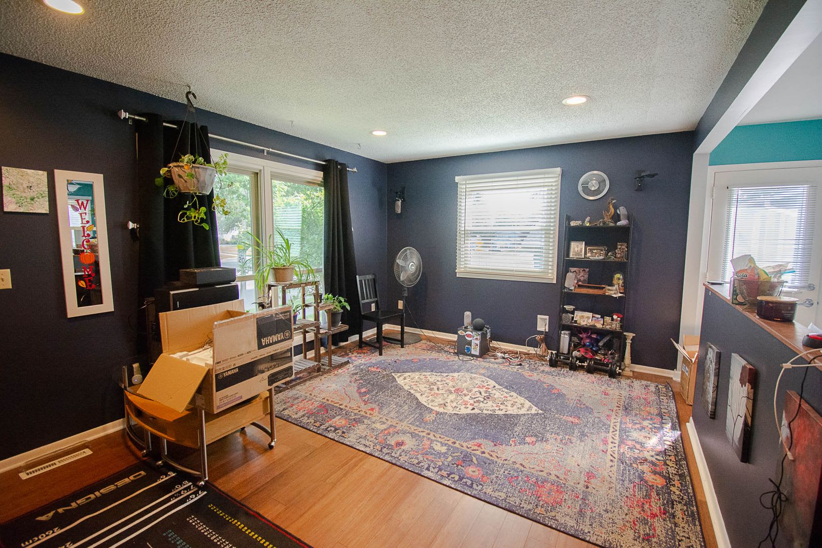 Charming NW Ranch with 2-Car Garage – photo 3