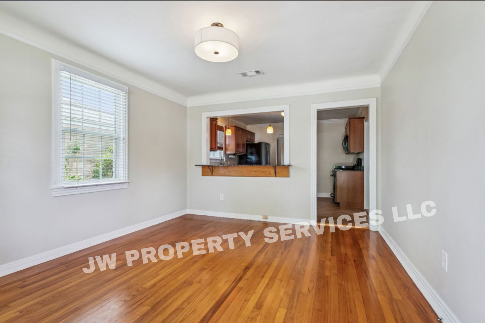 New Spacious Cozy 4 Bedroom Home – photo 4
