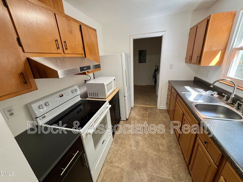 2600 Courier Court – photo 4