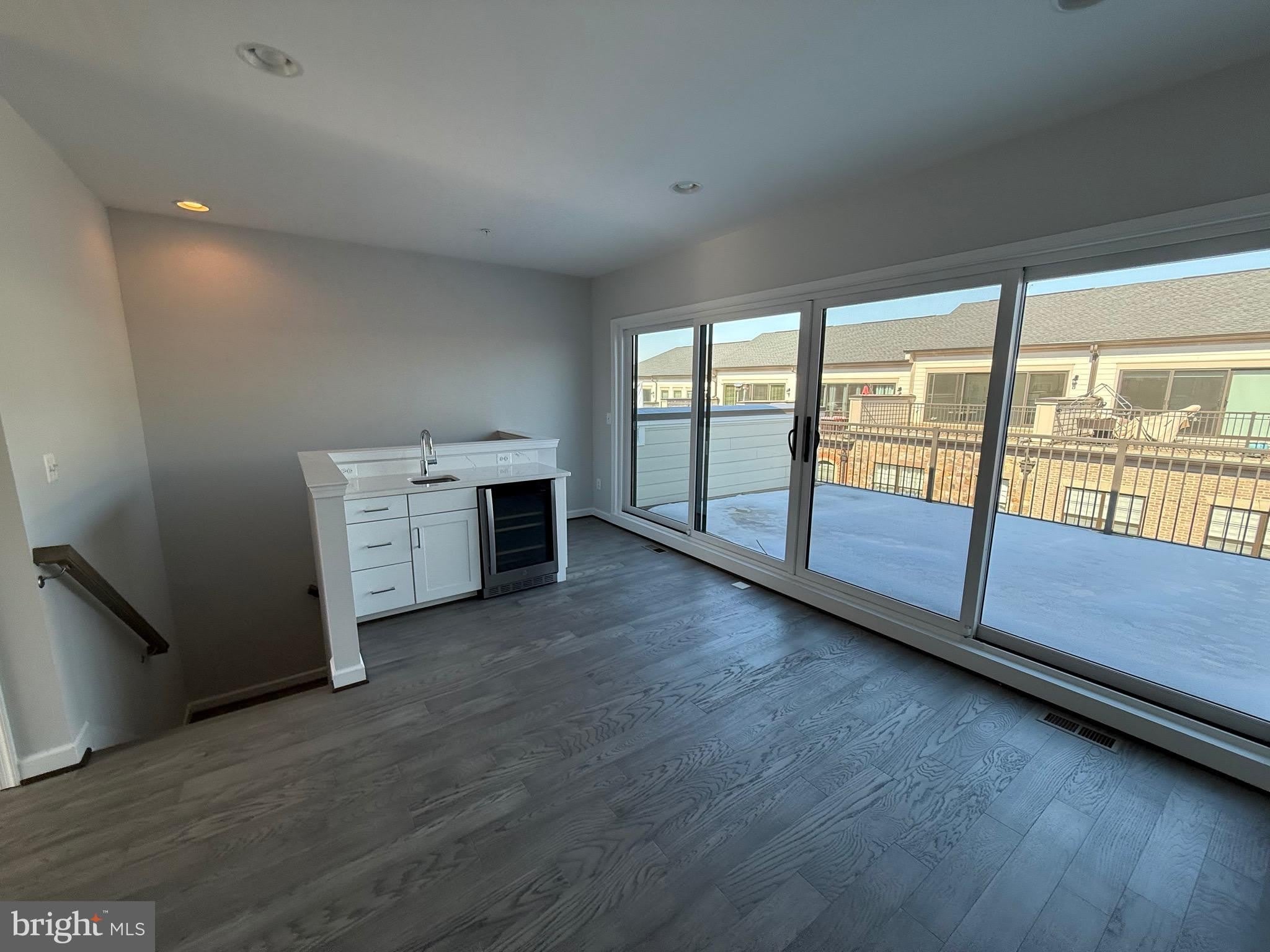 620 LEIGH Way – photo 3