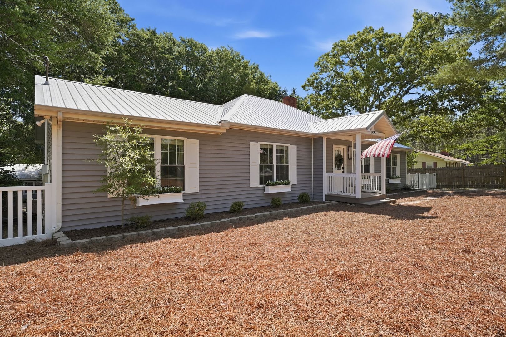 Spacious Ranch on Over an Acre Near Downtown Southern Pines – photo 2