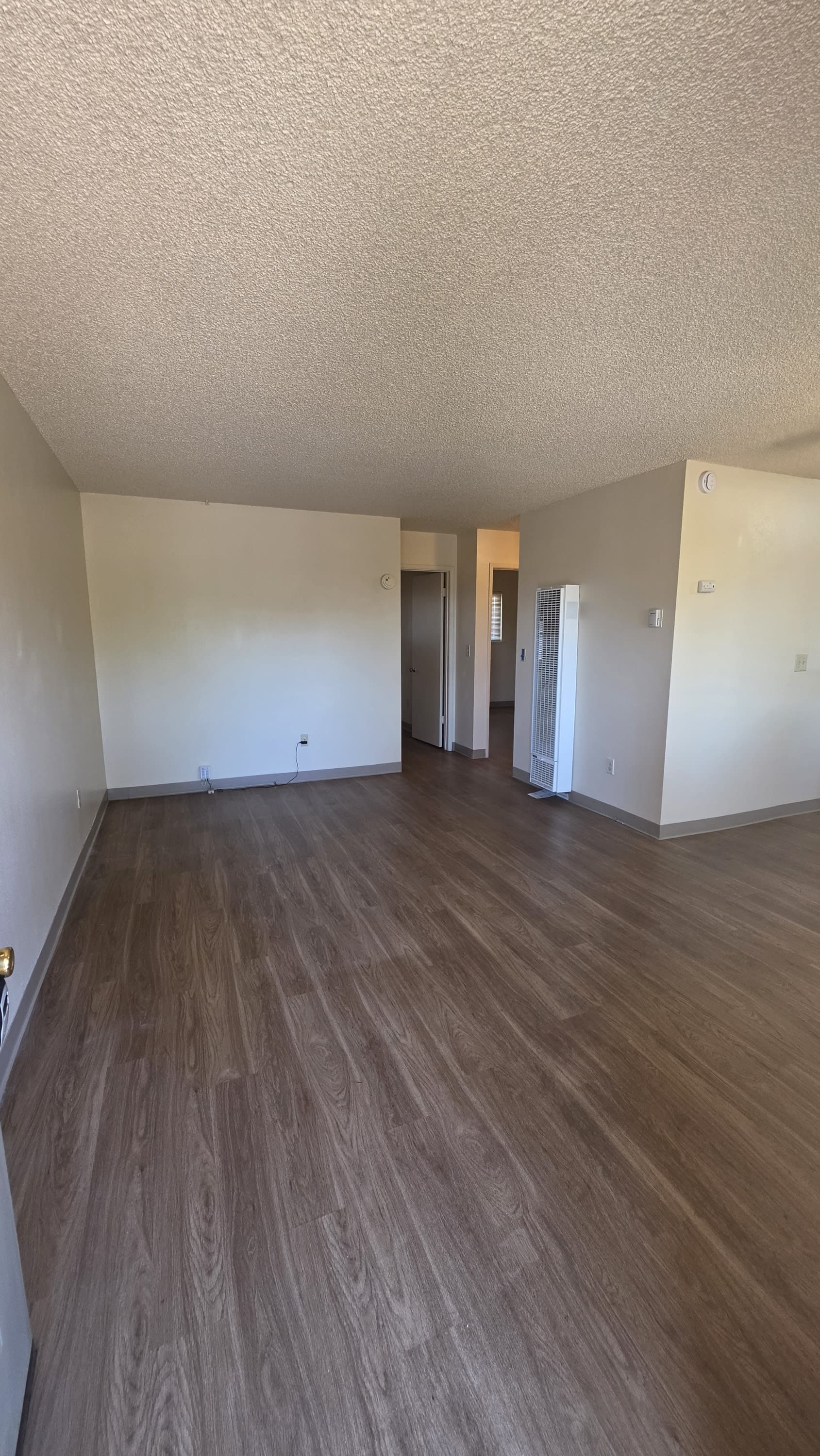 5531 Paloma Avenue 2 – photo 3