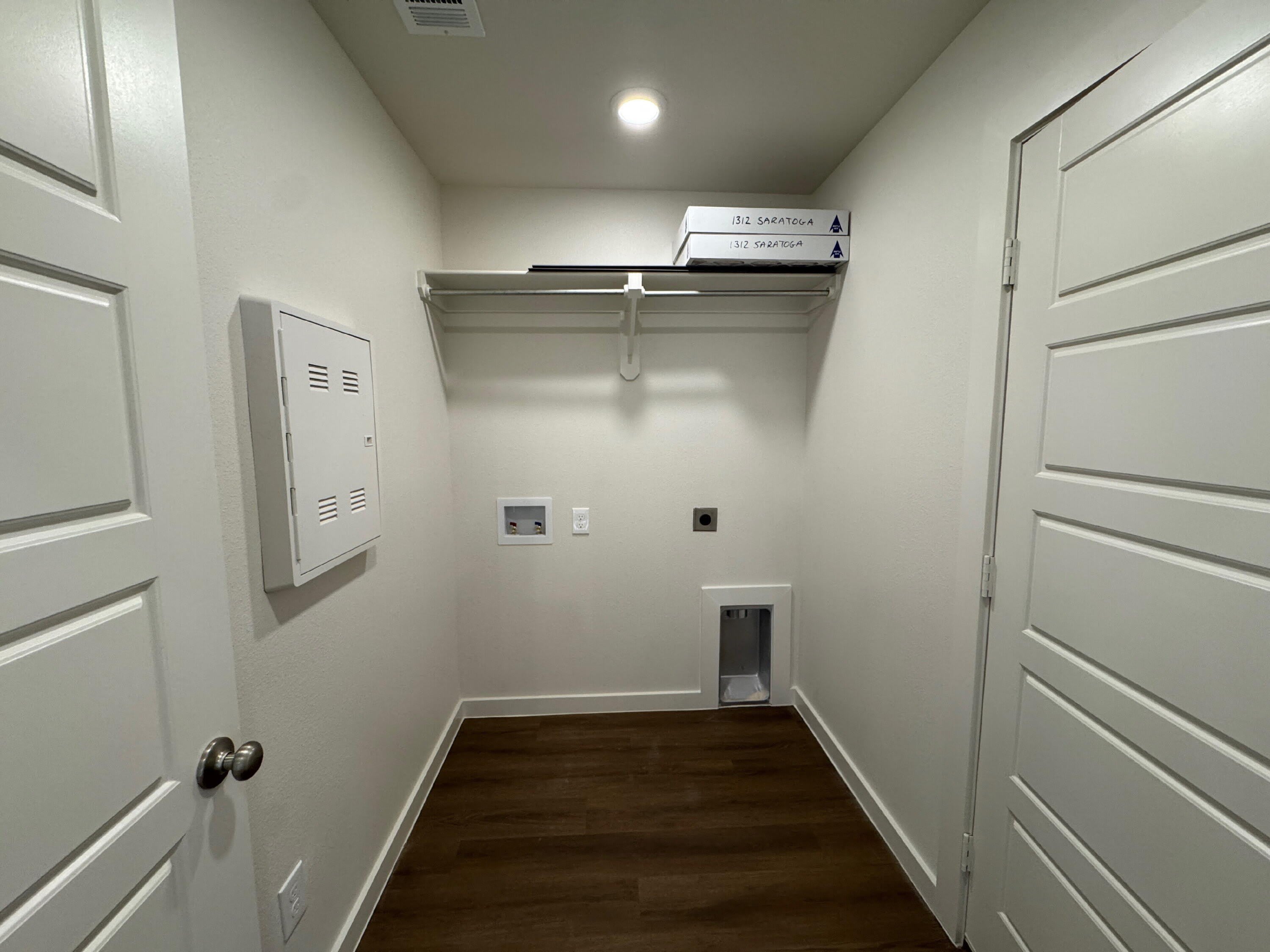 1312 Saratoga Avenue – photo 5