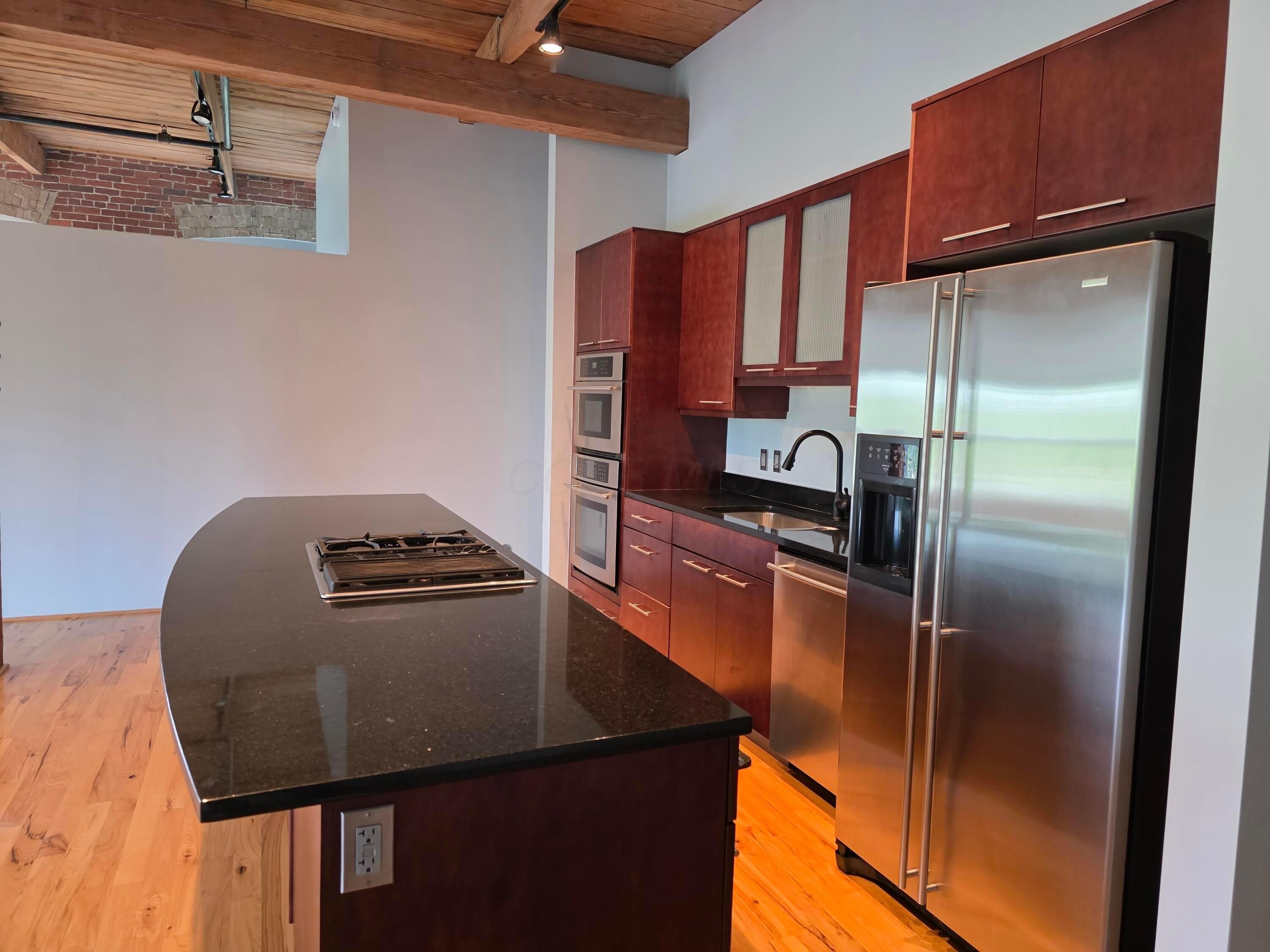 448 W Nationwide Boulevard – photo 5