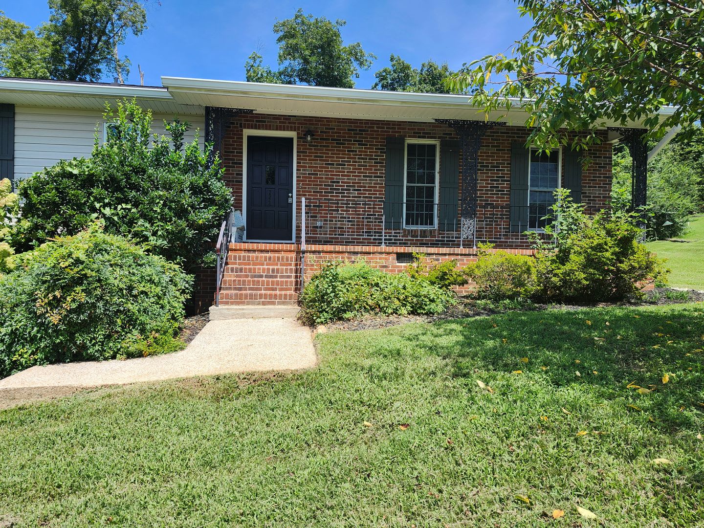 Coming Soon 3 Bedroom 3 Bath Home Minutes From 1 75 And Hamilton Place Mall – photo 2