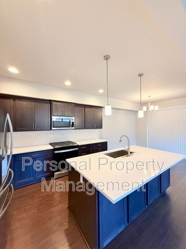 1530 NW 29th Pl – photo 3