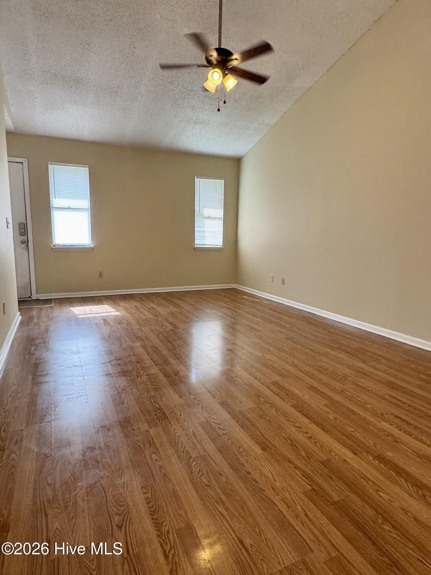 2107 E 3Rd Street – photo 2