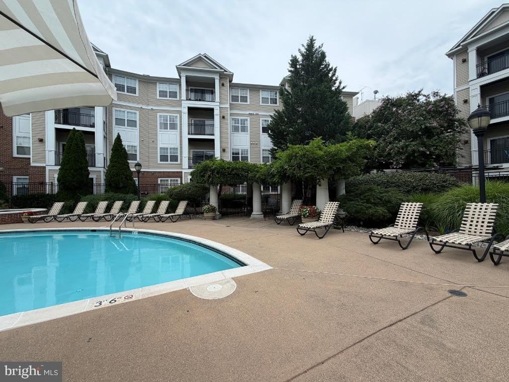12945 CENTRE PARK Circle – photo 4