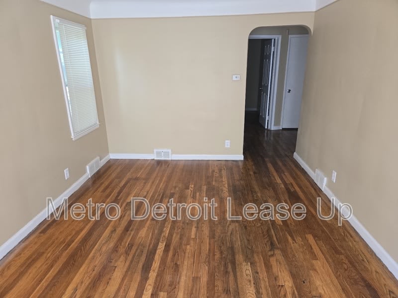 11035 Worden Street – photo 3