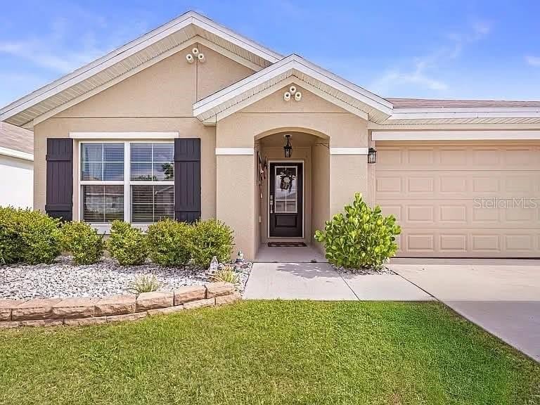 8574 TRIUMPH Circle – photo 1