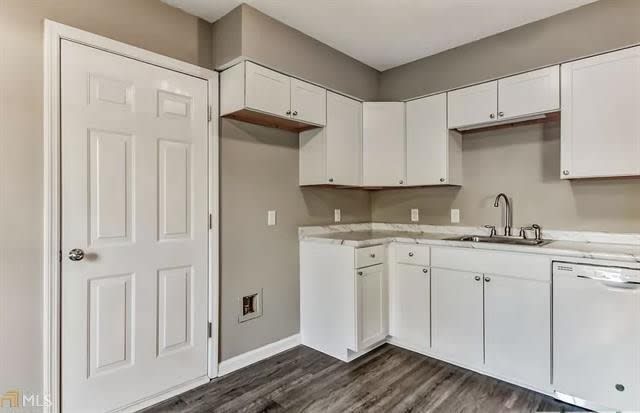 802 South Rogers Street – photo 3