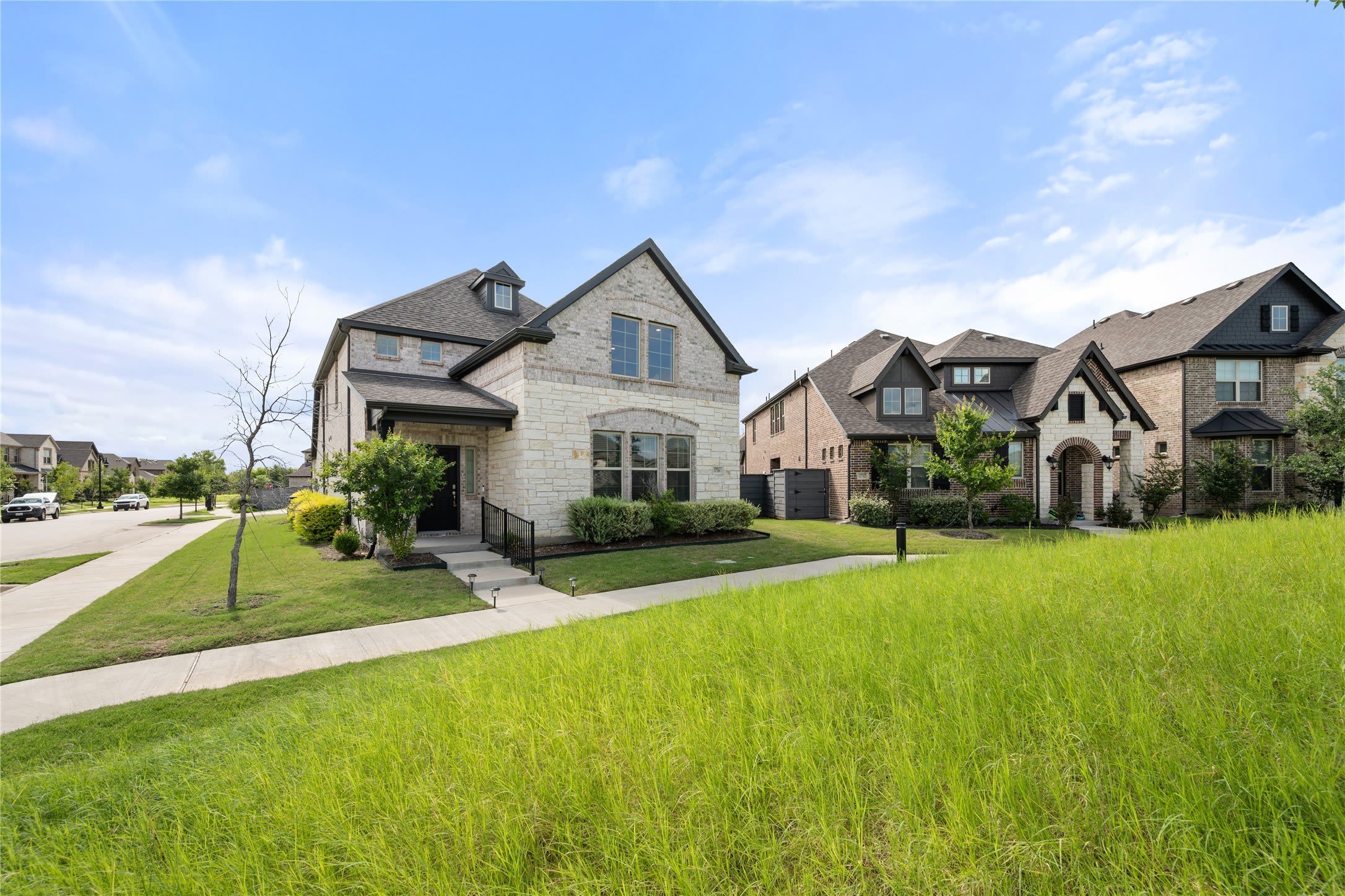 1716 Elise Lane – photo 5