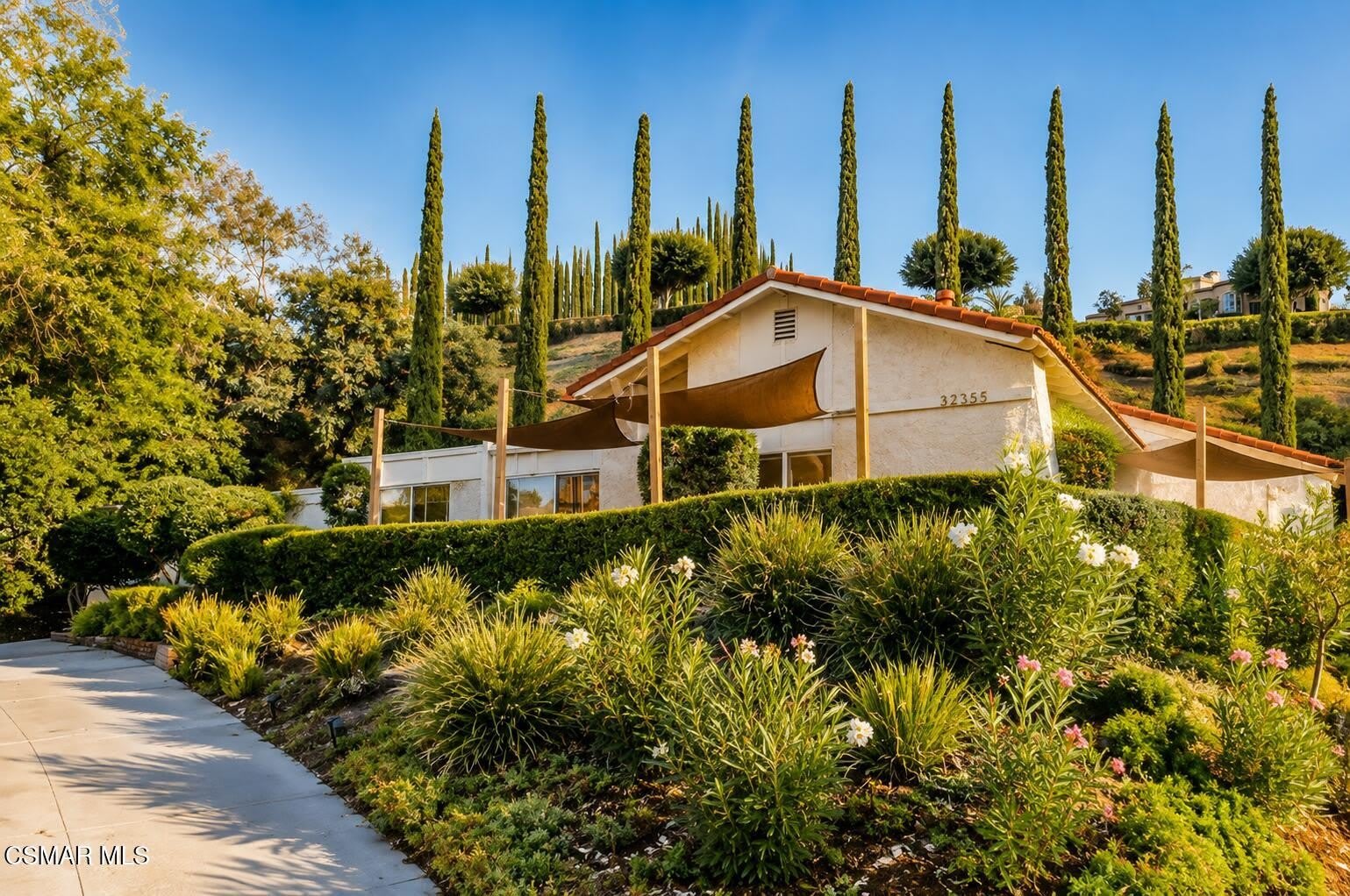 32355 Saddle Mountain Drive – photo 1