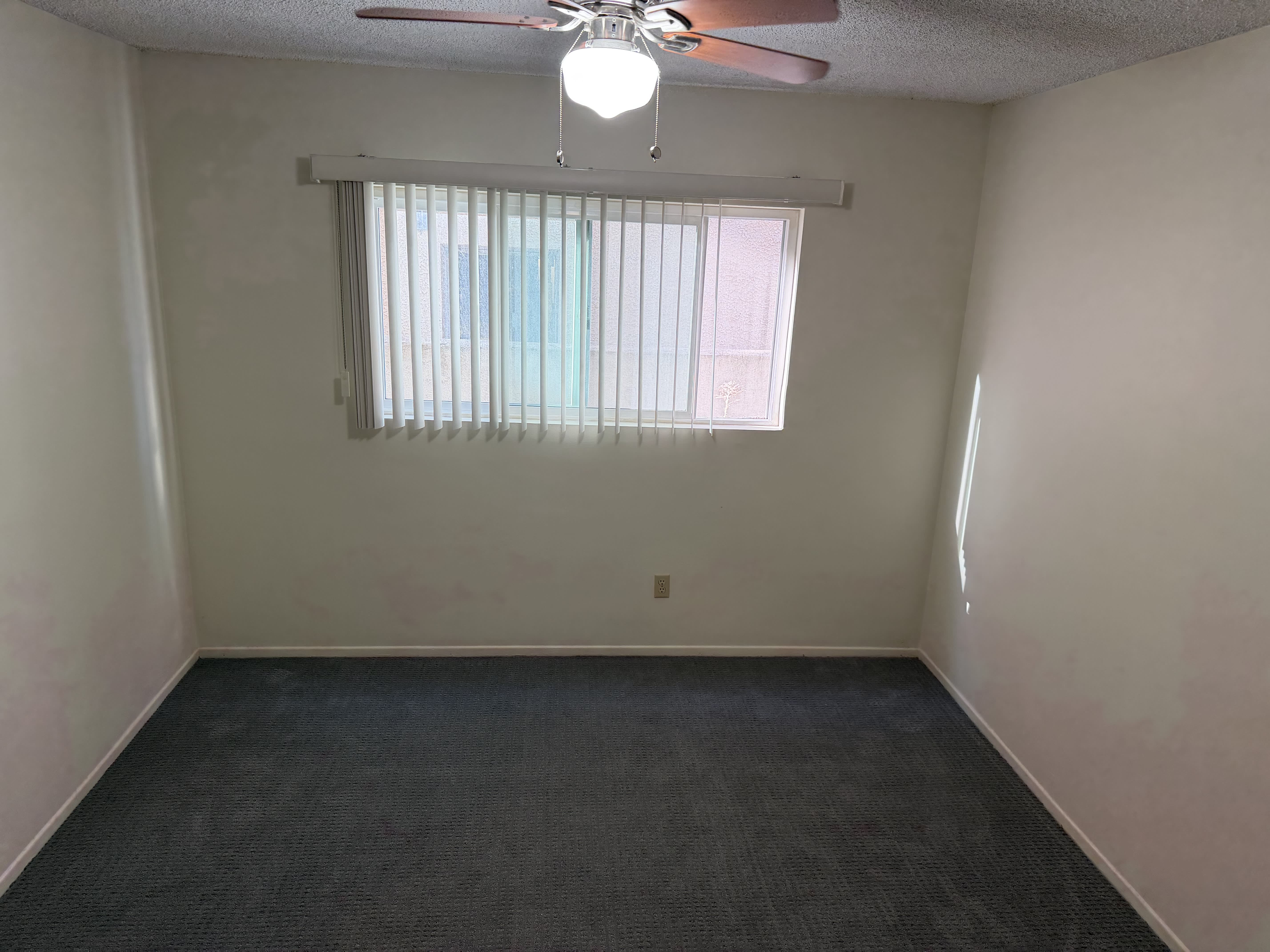 12520 Oxford Avenue – photo 2