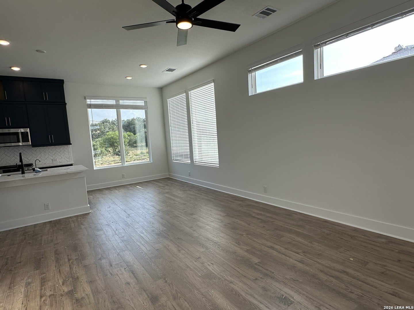 20675 Huebner Road – photo 5