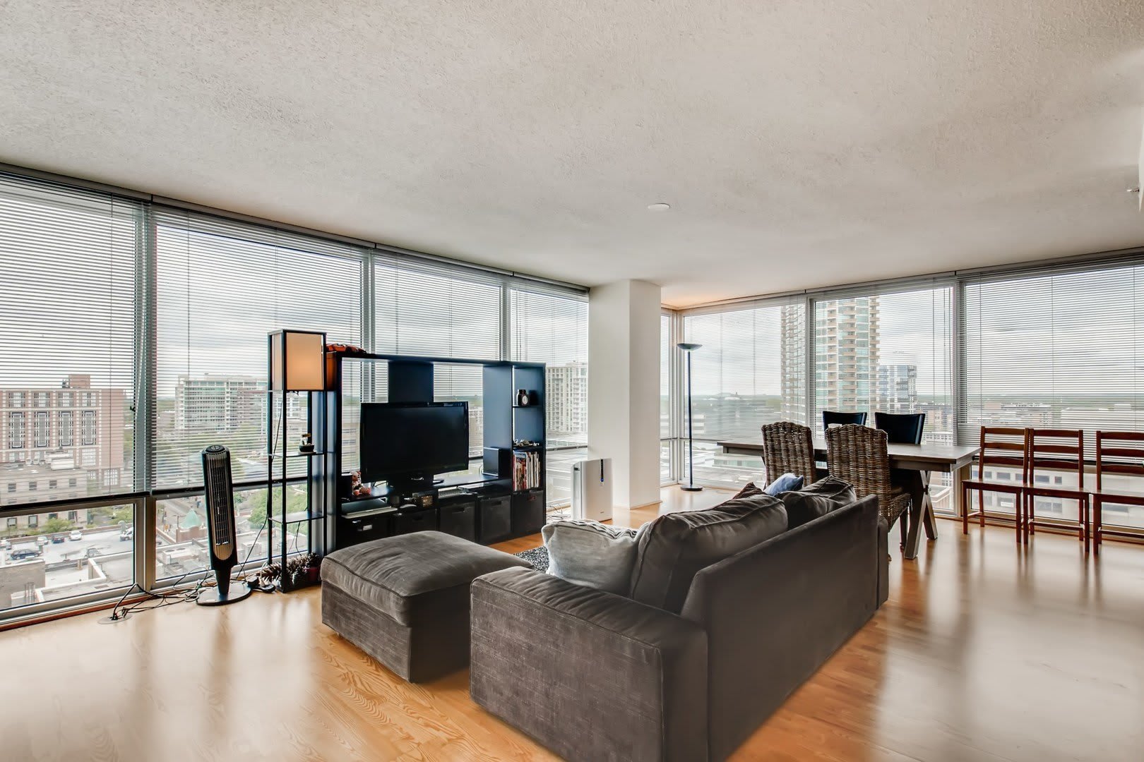 800 ELGIN Road – photo 2