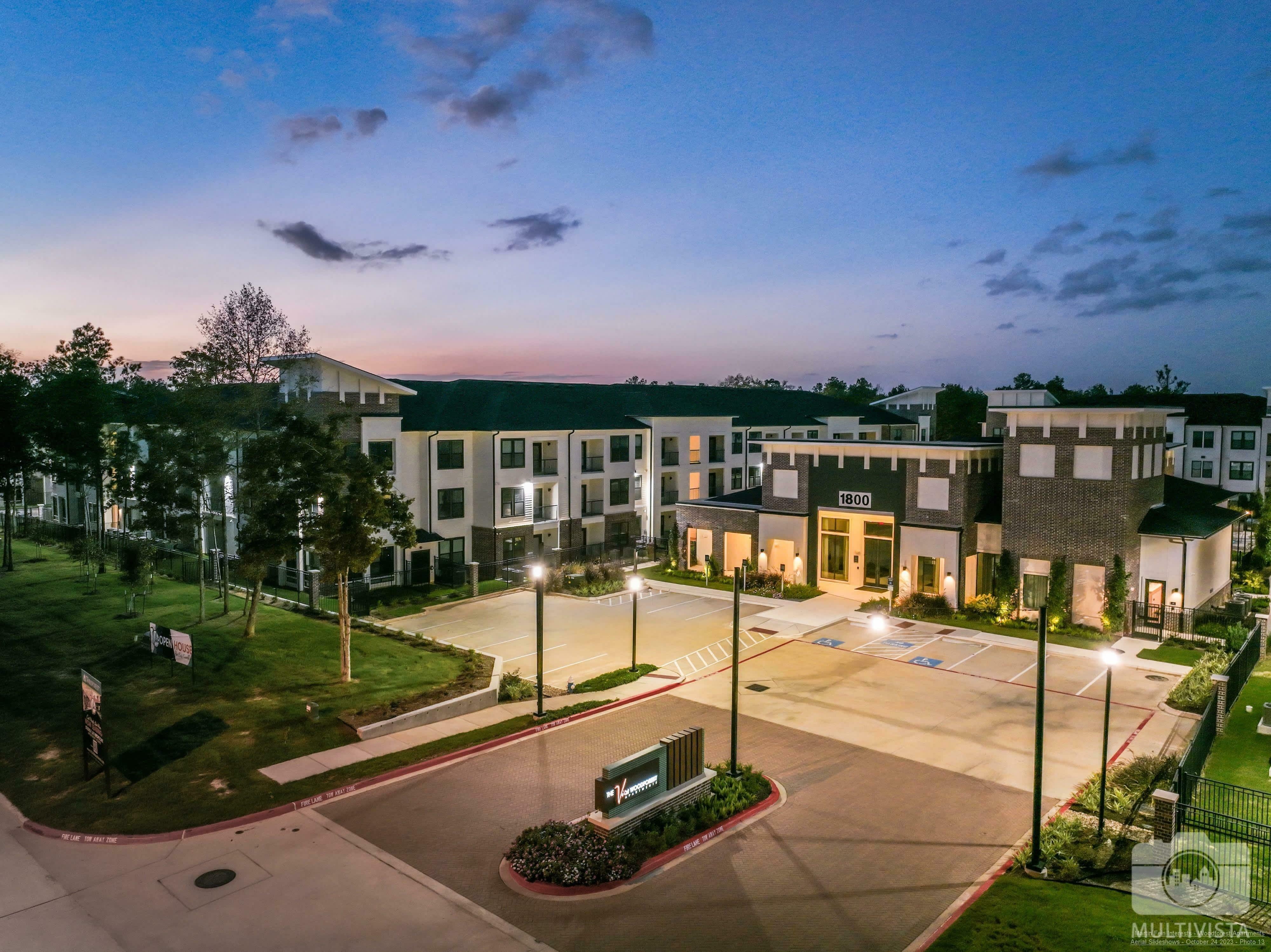 The Vic at Woodforest – photo 2