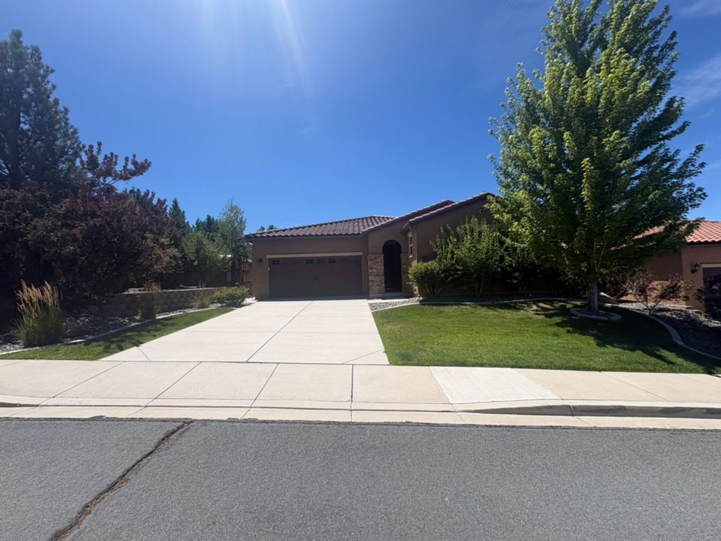 4 bedroom 3 bath stunner in Sparks – photo 1