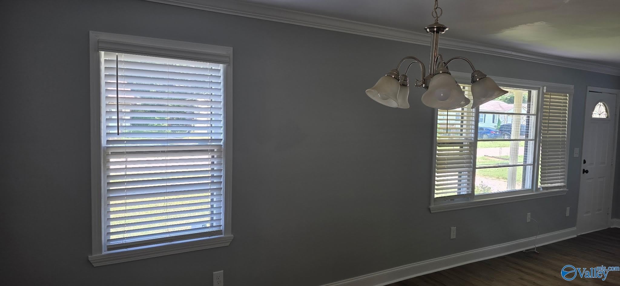325 S Plymouth Road – photo 5