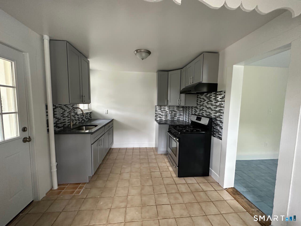 218 S Main Street – photo 3