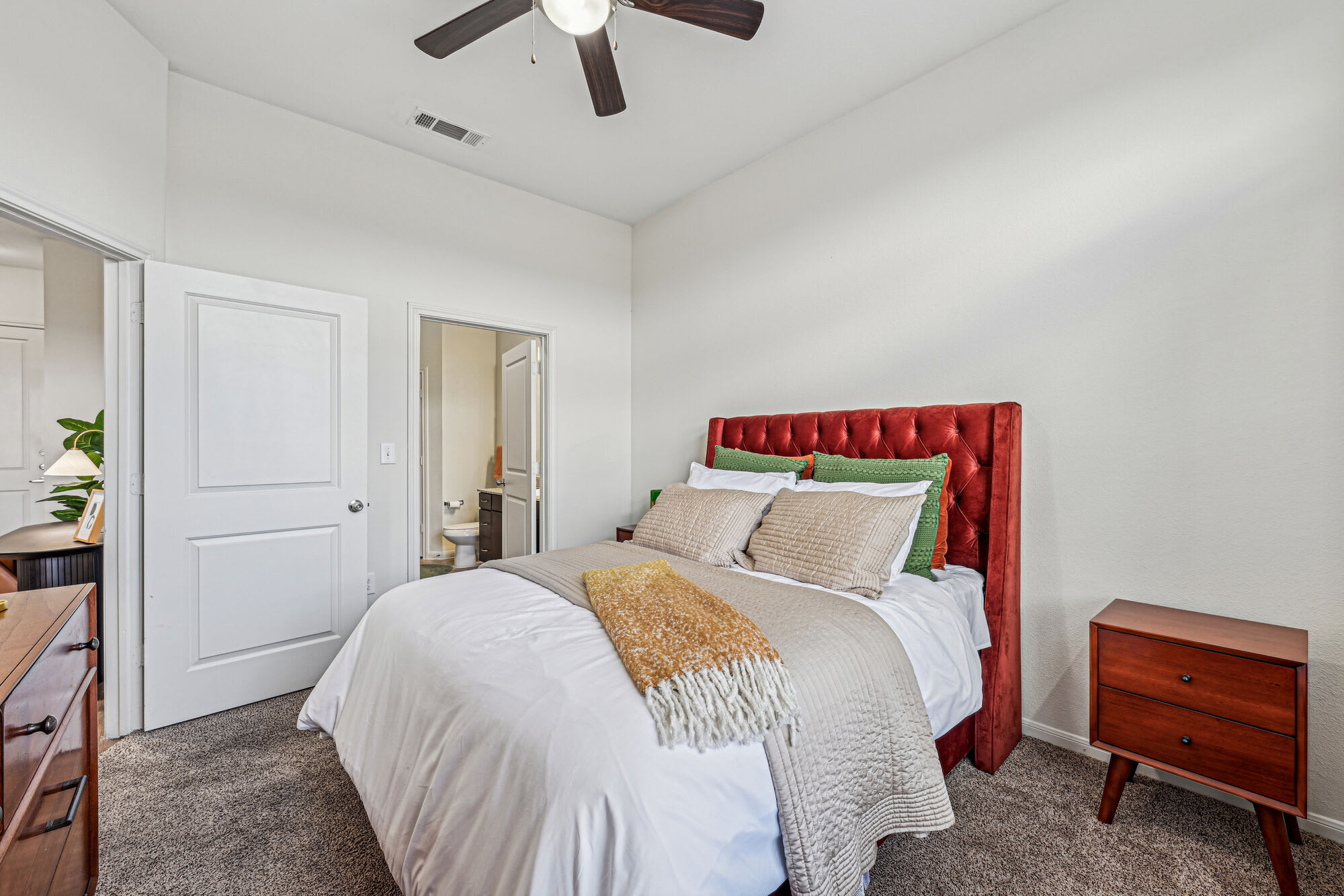 Haven at Main – photo 3