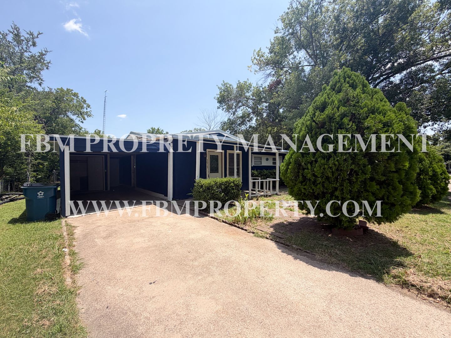 3015 Winfield Dr – photo 3