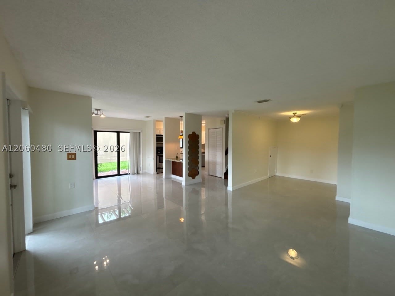 6900 Nw 169Th St – photo 4