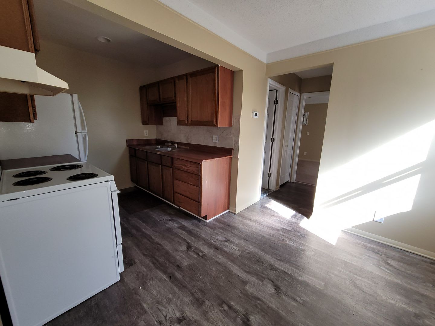 16470 E 9 Mile – photo 4
