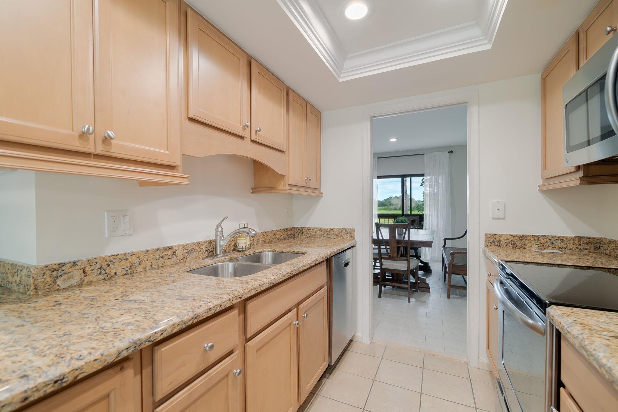 11355 Pond View Drive – photo 5