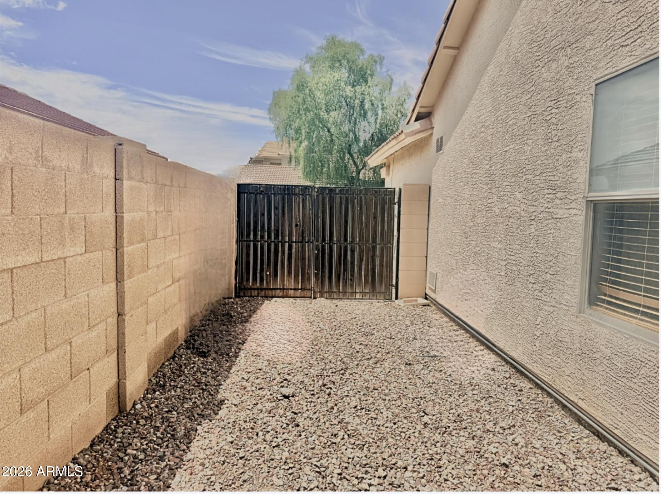 1475 S 171ST Lane – photo 3