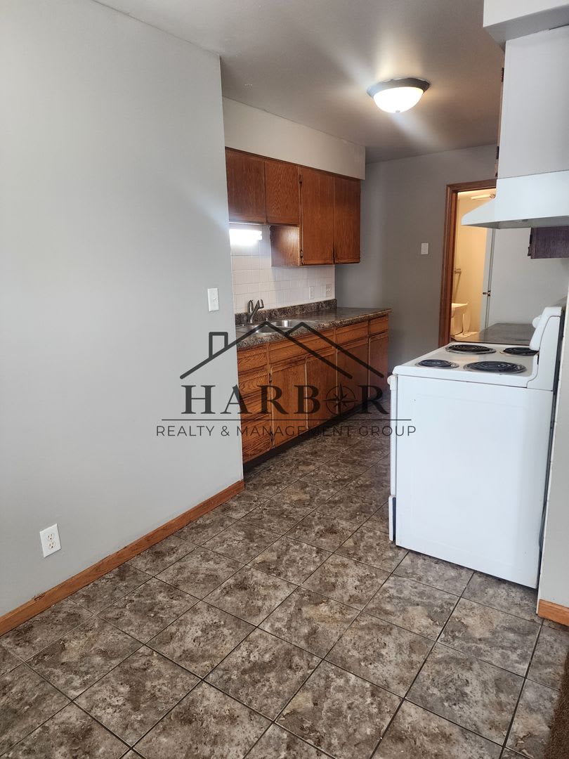 200-204 11th Ave NW, Austin, MN – photo 2