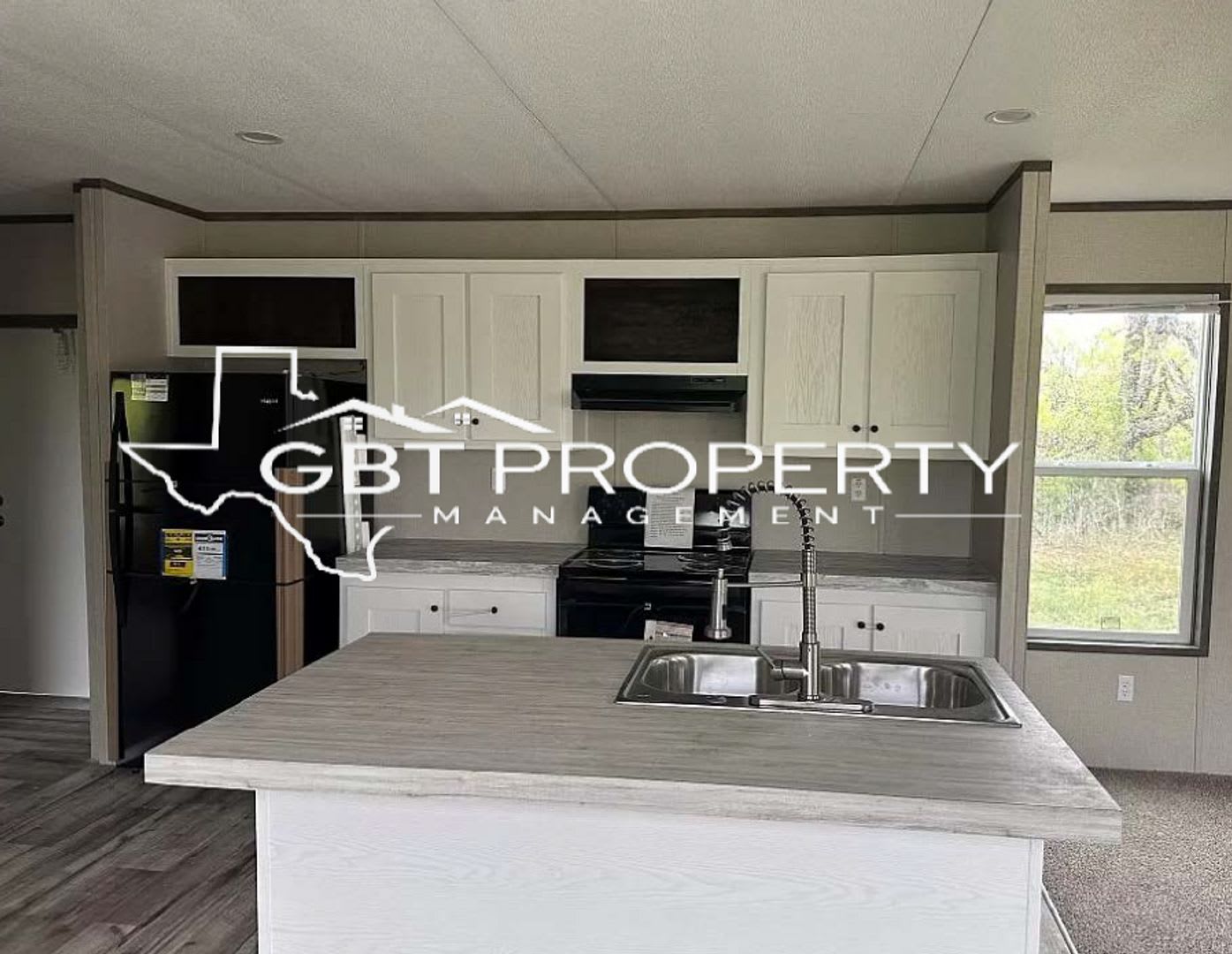 Brand New Home for Rent! – photo 2