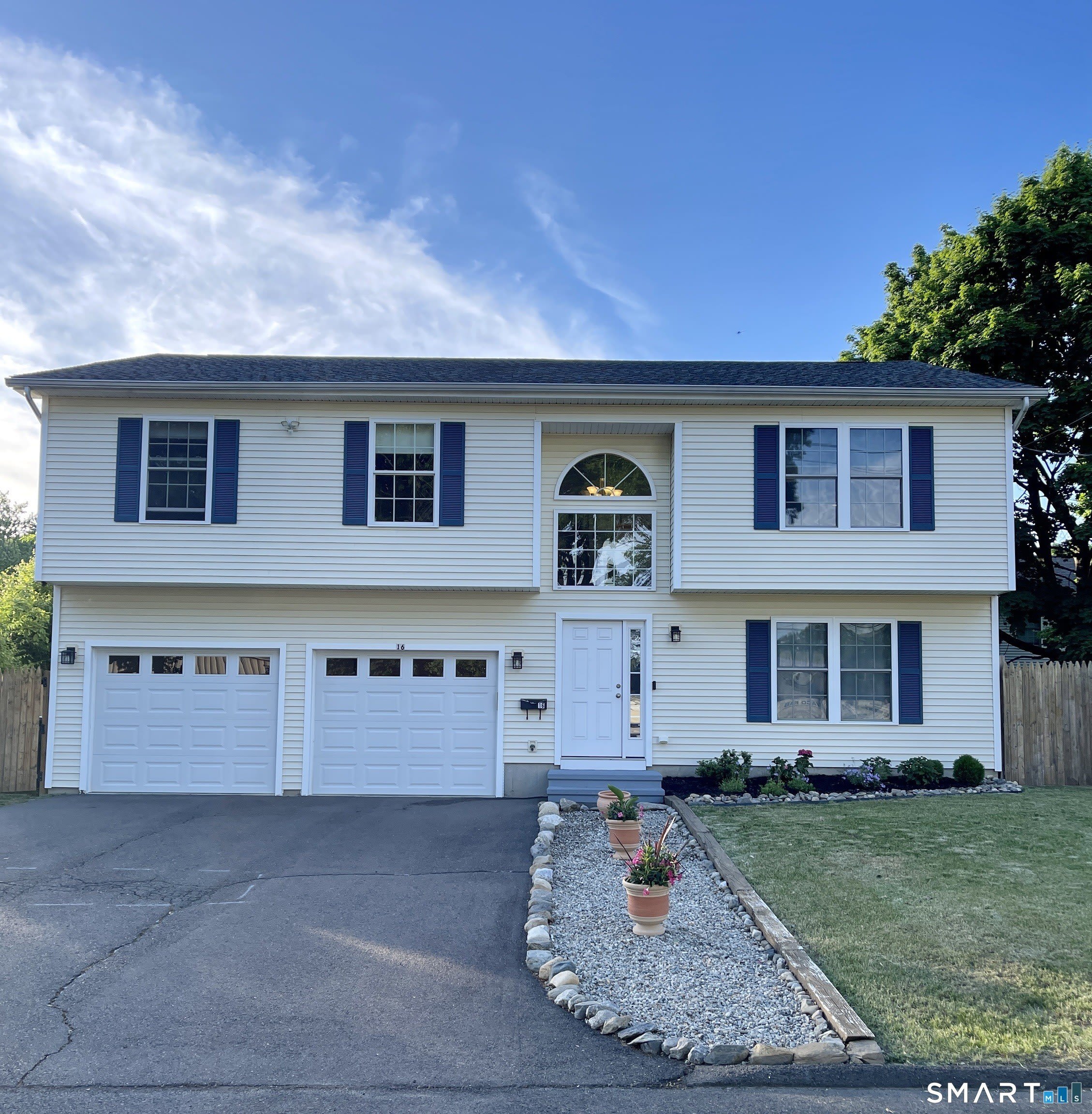 16 Jameson Street – photo 1