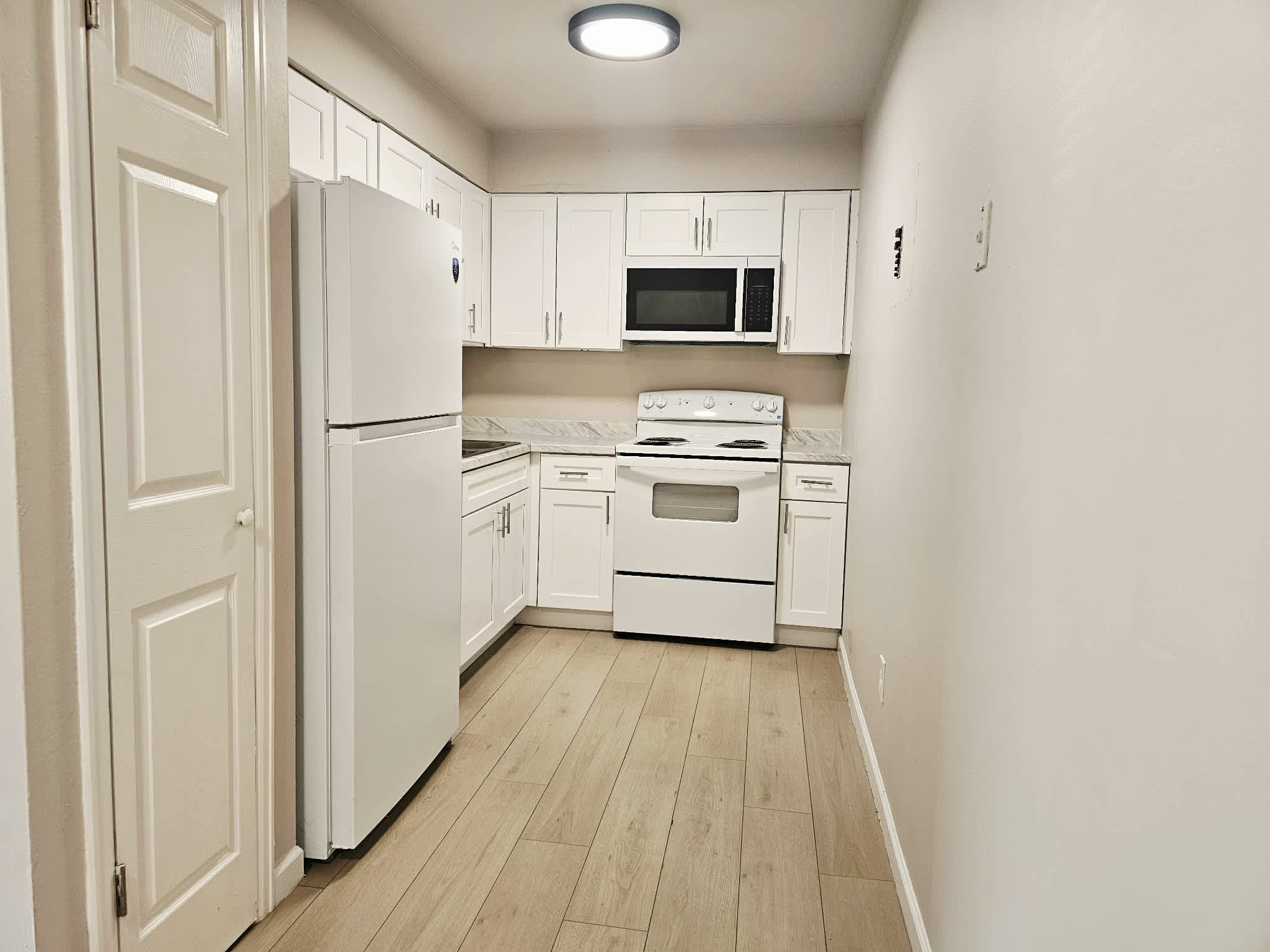 107 University Drive – photo 3