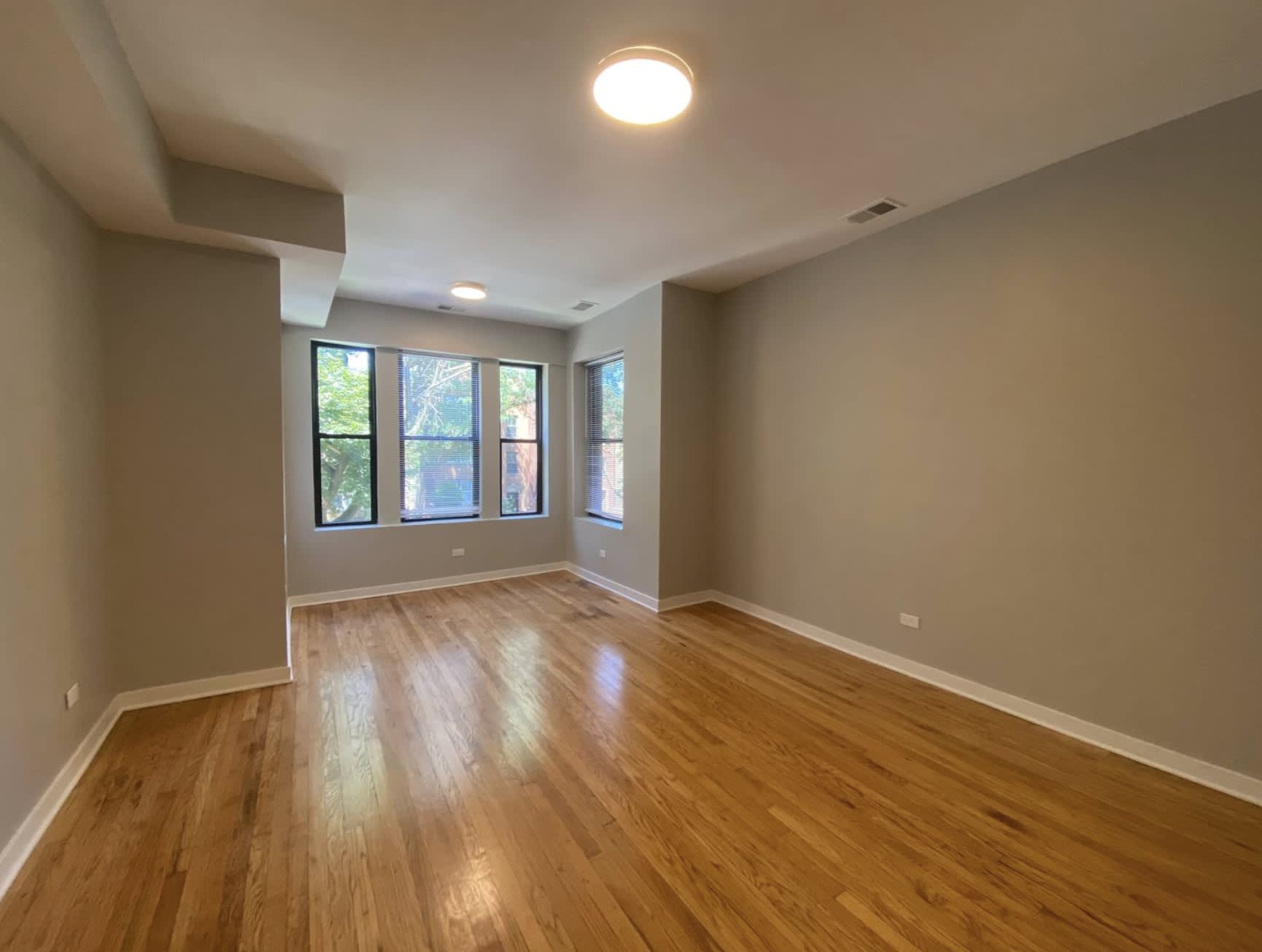 1745 W Wallen Ave – photo 1