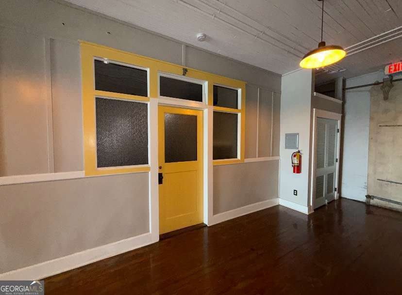 359 Railroad Street – photo 3