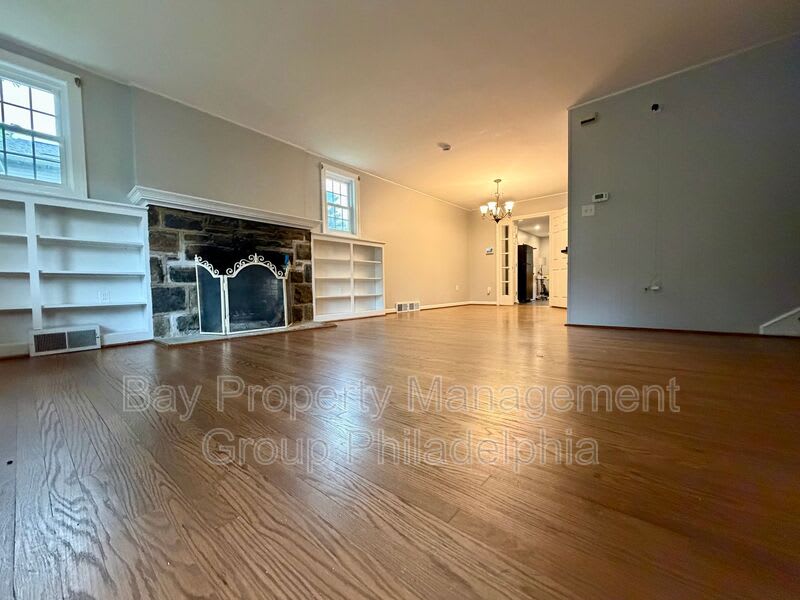 300 Winding Way – photo 3