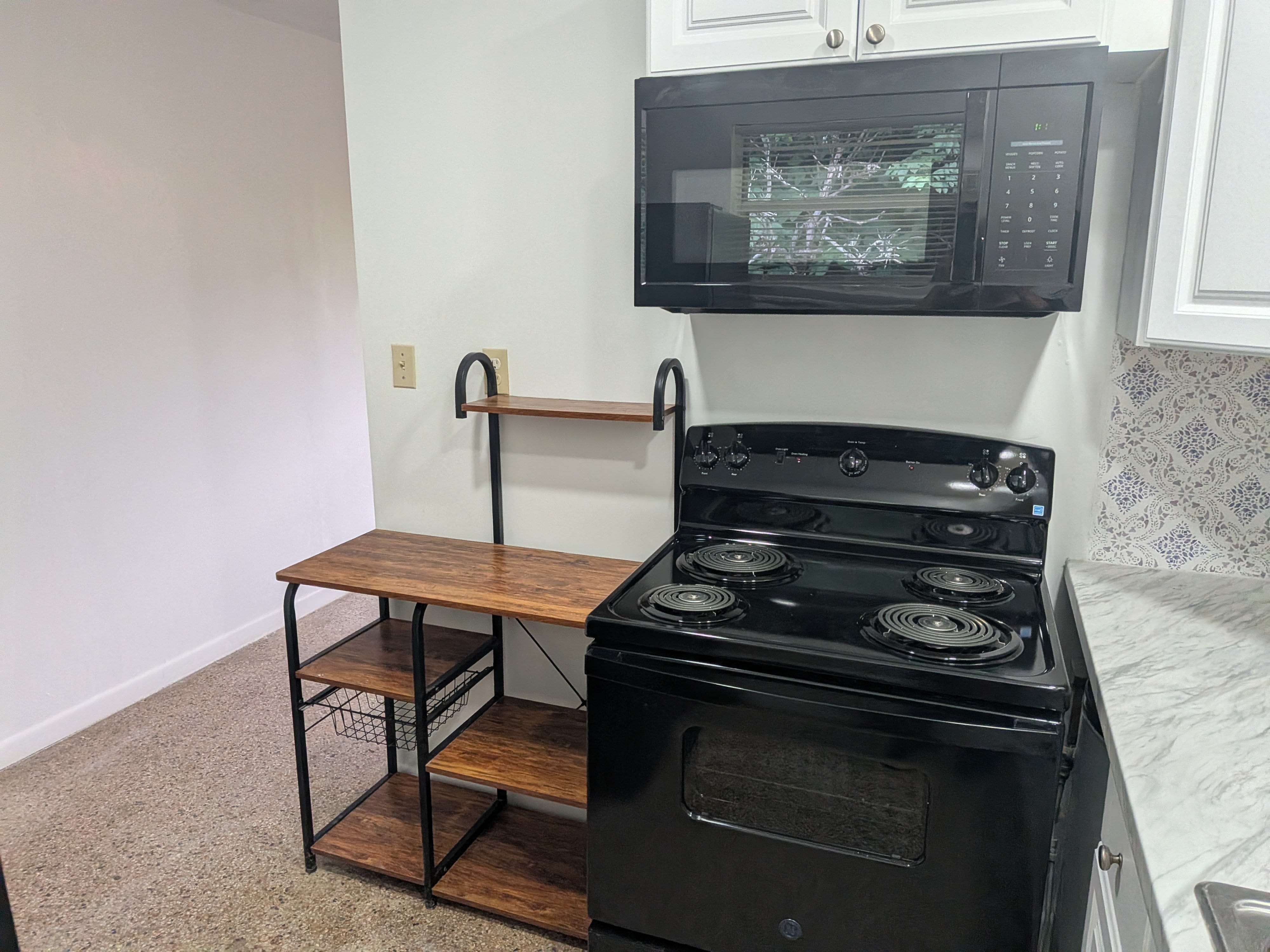 2461 NW 44th Ave – photo 5