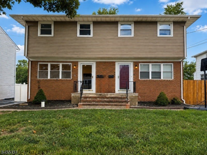 754 Walnut St – photo 1