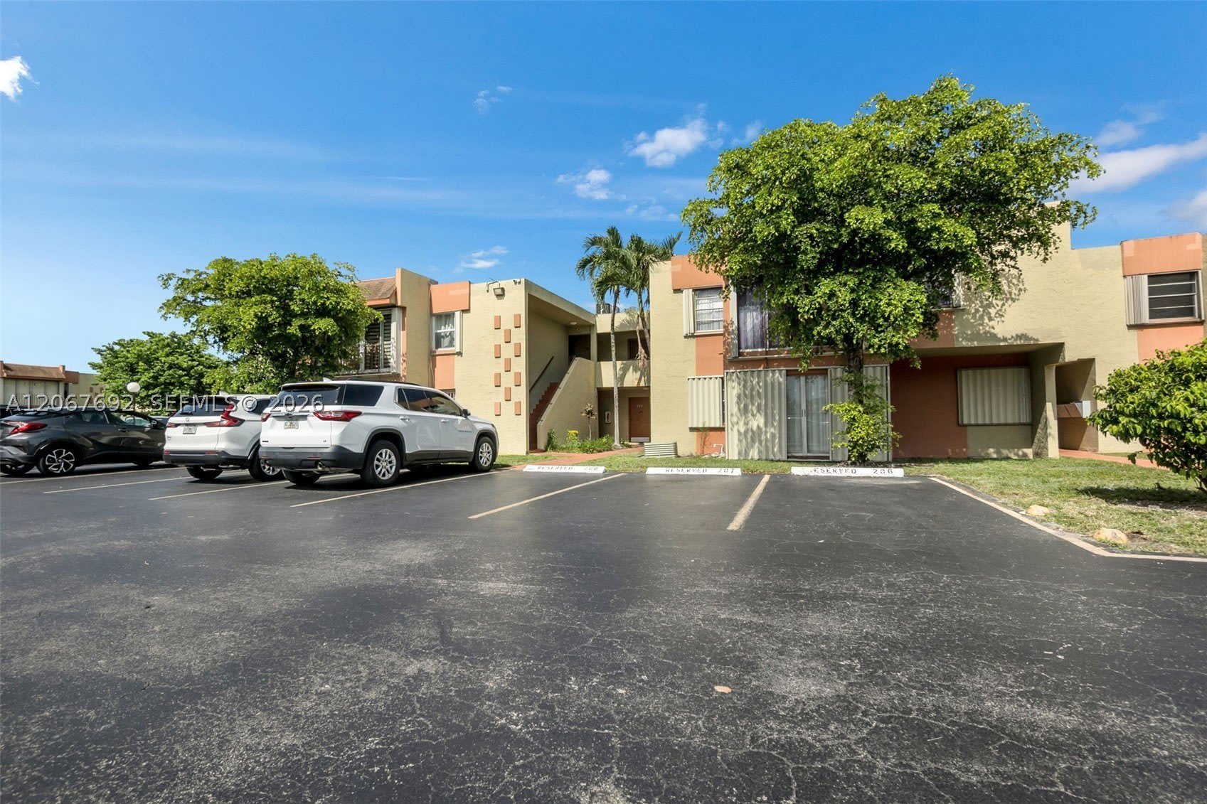 9370 W Flagler St – photo 4